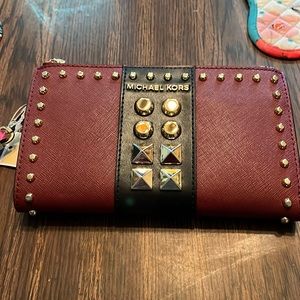 Michael Kors wristlet wallet